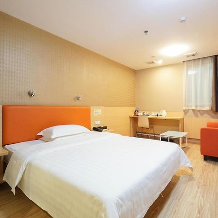 Jia Mei Xin Holiday Hotel Baiyun Airport Branch Γκουανγκζού Εξωτερικό φωτογραφία